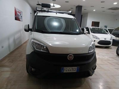 Usata Fiat Doblò 104 CV (76 kW) 2016 Bianco Monovolume