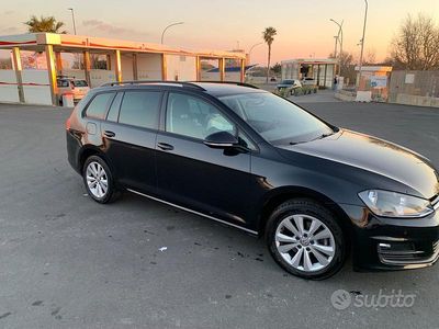 Usata VW Golf VII Comfortline 110 CV (80 kW) 2016 Nero Station wagon