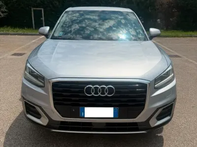 Usata Audi Q2 Ambiente 116 CV (85 kW) 2019 Argento SUV