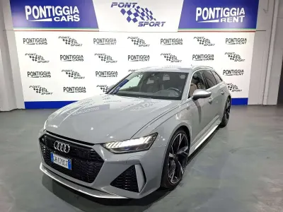 Usata Audi RS6 Ambiente 600 CV (441 kW) 2022 Grigio Station wagon