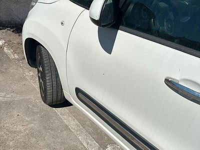 Usata Fiat 500L 105 CV (77 kW) 2016 Bianco Monovolume