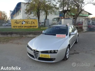 Usata Alfa Romeo 159 Distinctive 150 CV (110 kW) 2008 Grigio Station wagon