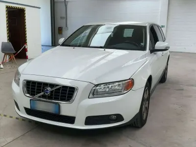 Usata Volvo V70 Momentum 136 CV (100 kW) 2009 Other Station wagon