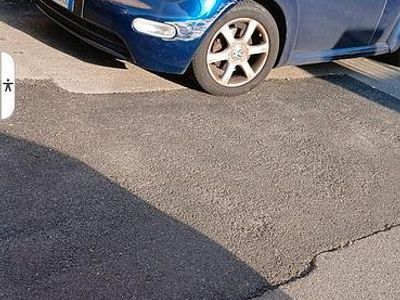 Usata VW New Beetle 2004 Blu Utilitaria