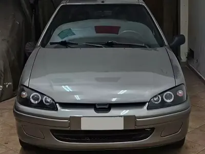 Usata Peugeot 106 50 CV (36 kW) 1998 Grigio Utilitaria