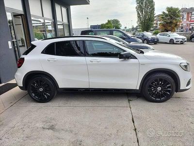 Usata Mercedes GLA200 Premium 137 CV (100 kW) 2019 Bianco SUV
