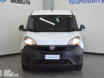 Usata Fiat Doblò Business 120 CV (88 kW) 2020 Bianco Monovolume