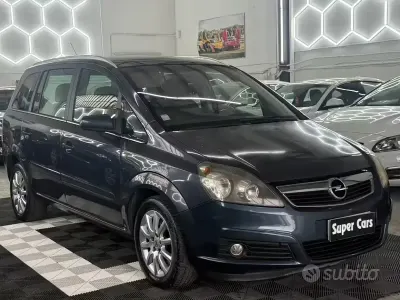 Usata Opel Zafira Enjoy 94 CV (69 kW) 2008 Grigio Monovolume
