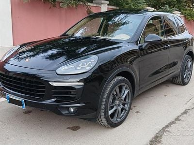 Usata Porsche Cayenne 2011 Nero SUV