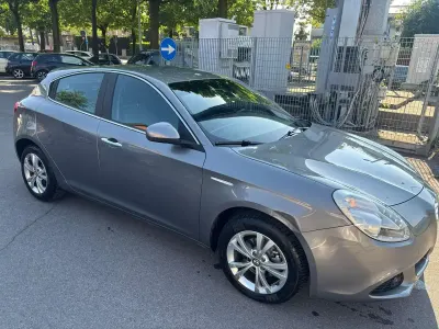 Usata Alfa Romeo Giulietta Progression 120 CV (88 kW) 2012 Other Utilitaria