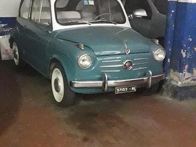 Usata Fiat 600 1950 Blu Utilitaria