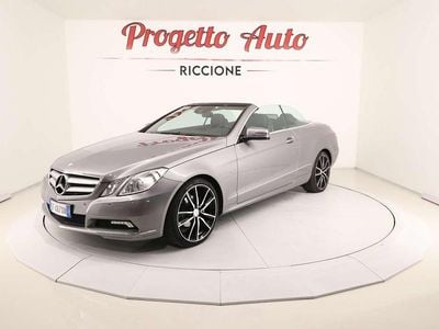 Usata Mercedes E200 Avantgarde 184 CV (135 kW) 2010 Grigio Cabrio
