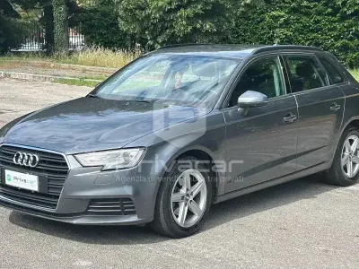 Usata Audi A3 Business 115 CV (84 kW) 2018 Grigio Berlina