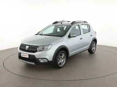Usata Dacia Sandero Comfort 90 CV (66 kW) 2020 Grigio