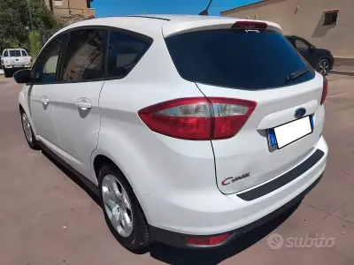 Usata Ford C-MAX Titanium 125 CV (91 kW) 2014 Bianco Monovolume