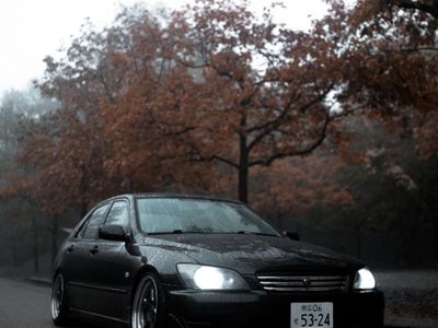 usata Lexus IS200 2.0