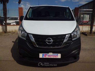 Usata Nissan NV300 121 CV (88 kW) 2017 Bianco Furgone