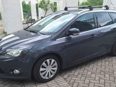Usata Ford Focus Titanium 116 CV (85 kW) 2011 Blu/azzurro Station wagon