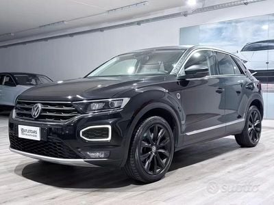 Usata VW T-Roc 150 CV (110 kW) 2018 Nero SUV