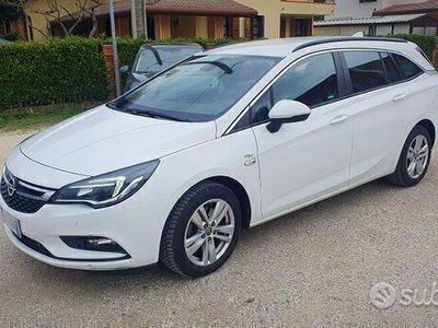 usata Opel Astra 1.6CDTI 136cv - 2017 - PERFETTA -