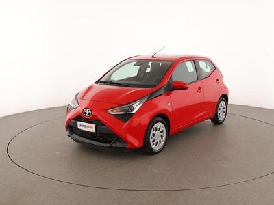 Usata Toyota Aygo Cool 72 CV (52 kW) 2021 Rosso Utilitaria