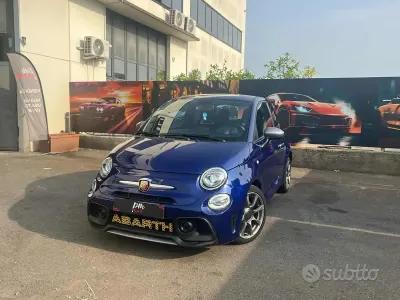 Usata Abarth 595 145 CV (106 kW) 2022 Bluazzurro Utilitaria