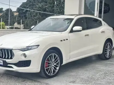 Begagnad Maserati Levante 250 HK (183 kW) 2018 Vit SUV