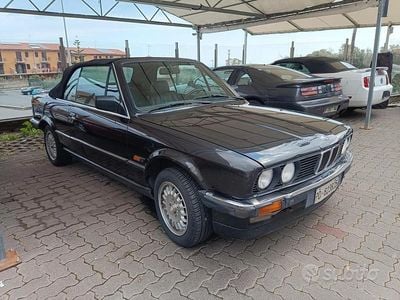 Usata BMW 320 Cabriolet 199 CV (146 kW) 1987 Nero Cabrio