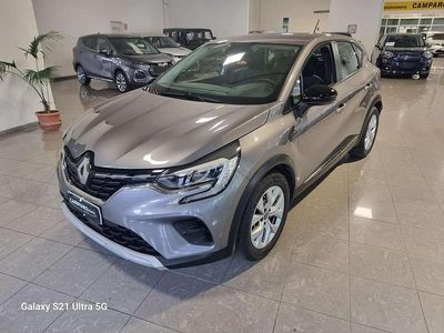 Usata Renault Captur Zen 95 CV (69 kW) 2020 Grigio SUV