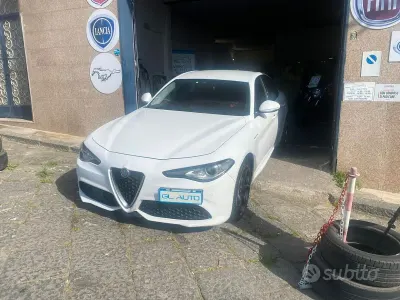 Usata Alfa Romeo Giulia Veloce 211 CV (155 kW) 2018 Bianco Berlina