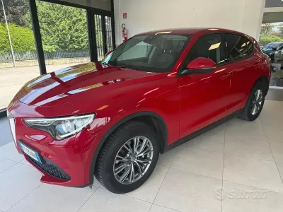 Usata Alfa Romeo Stelvio Executive 201 CV (147 kW) 2018 Rosso SUV