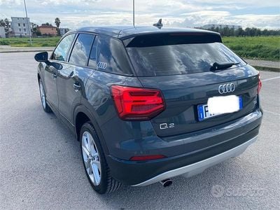 Usata Audi Q2 Sport 116 CV (85 kW) 2017 Grigio SUV