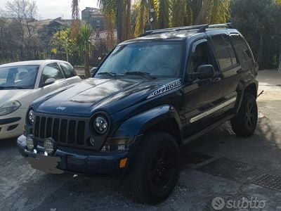 Occasion Jeep Cherokee 163 ch (119 kW) 2006 Bleue SUV