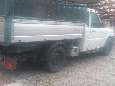 Usata Mahindra Goa 120 CV (88 kW) 2013 Bianco SUV