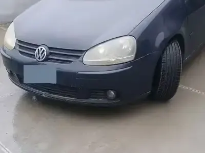 Usata VW Golf IV 115 CV (84 kW) 2004 Blu Berlina