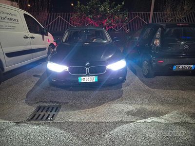 Usata BMW 318 Efficient Dynamics 143 CV (105 kW) 2017 Nero Station wagon