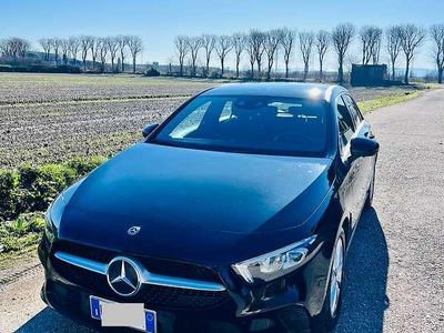 Usata Mercedes A180 116 CV (85 kW) 2019 Berlina