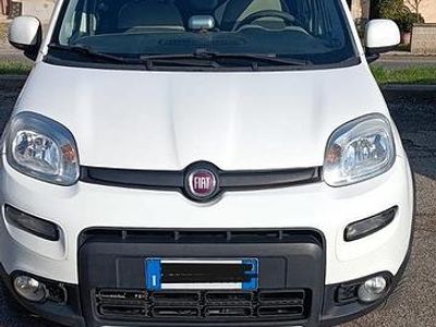Usata Fiat Panda 4x4 95 CV (69 kW) 2016 Bianco Utilitaria