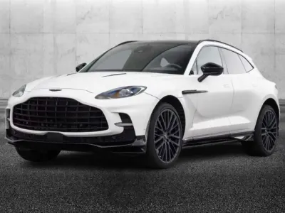 Usata Aston Martin DBX 707 CV (519 kW) 2023 Bianco SUV