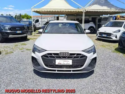 Usata Audi A3 S-Line 150 CV (110 kW) 2024 Bianco Berlina