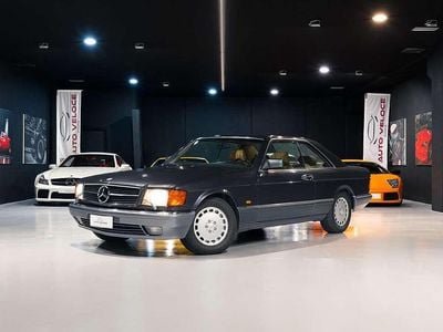 Usata Mercedes 560 300 CV (220 kW) 1990 Black pearl Coupé