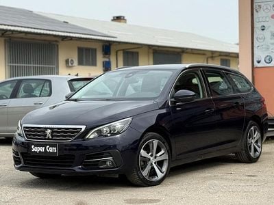 Usata Peugeot 308 GT-line 130 CV (95 kW) 2020 Blu Station wagon