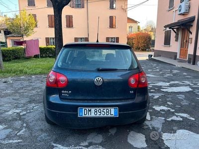 Usata VW Golf VI 2008 Blu Utilitaria