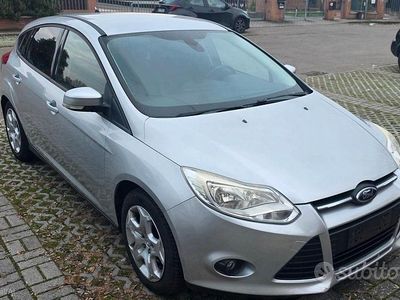 Usata Ford Focus 163 CV (119 kW) 2013 Grigio Berlina