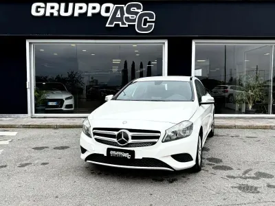 Usata Mercedes A160 90 CV (66 kW) 2014 Bianco Berlina