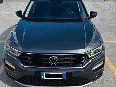 Usata VW T-Roc Style 110 CV (80 kW) 2021 Grigio SUV