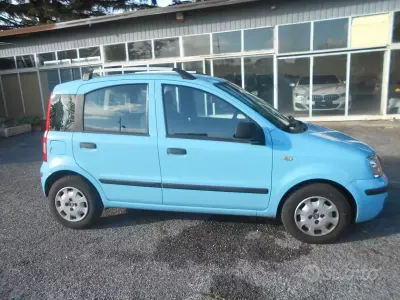 Begagnad Fiat Panda Dynamic 69 HK (50 kW) 2011 Blå Halvkombi