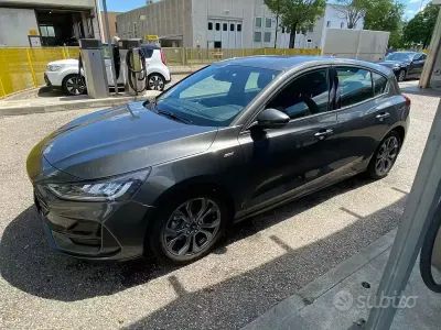 Usata Ford Focus 115 CV (84 kW) 2025 Grigio Berlina