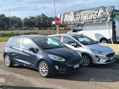 Usata Ford Fiesta 86 CV (63 kW) 2019 Blu Utilitaria