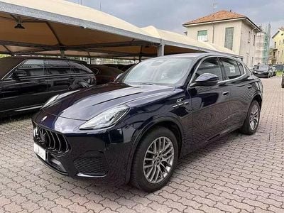 Usata Maserati Grecale GT 300 CV (220 kW) 2022 Blu / metallizzato SUV
